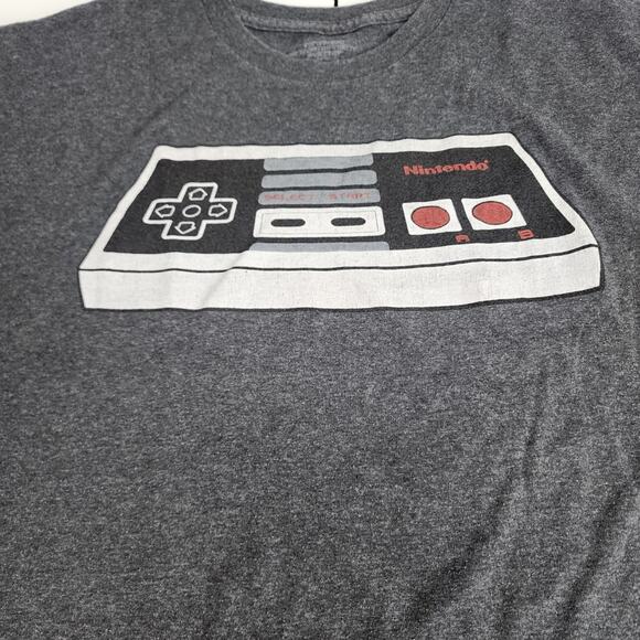 Nintendo Original NES Game Controller Gray Short Sleeve T-Shirt Men's Size XXL - Picture 3 of 5